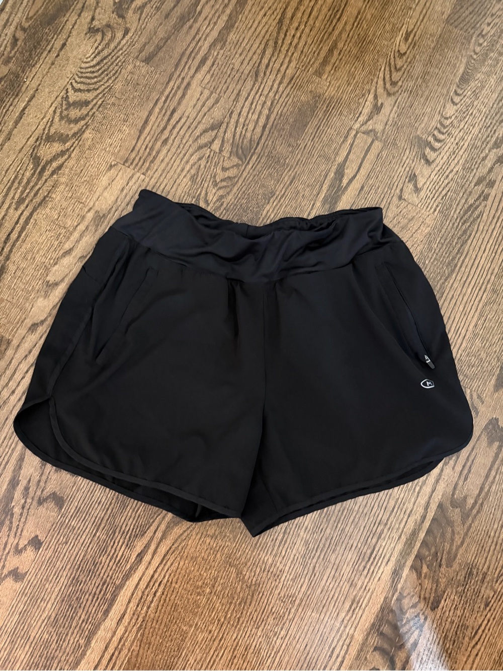 Women's Maroaut Black Athletic Shorts